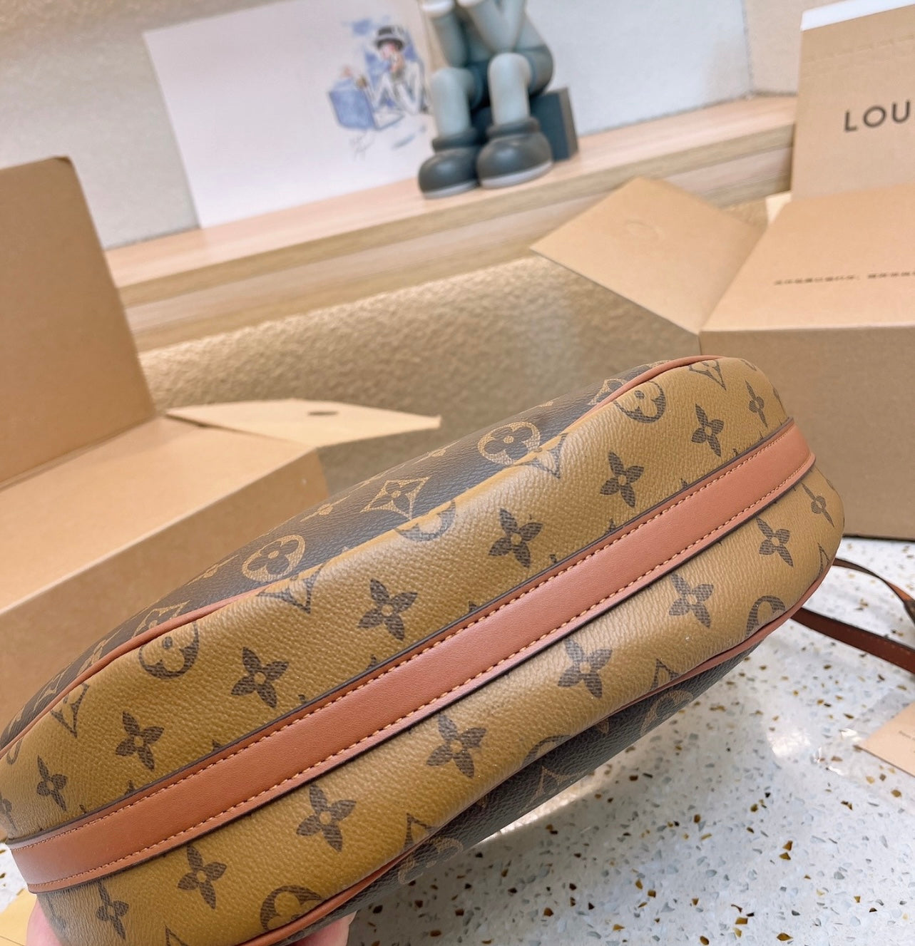 LV purse