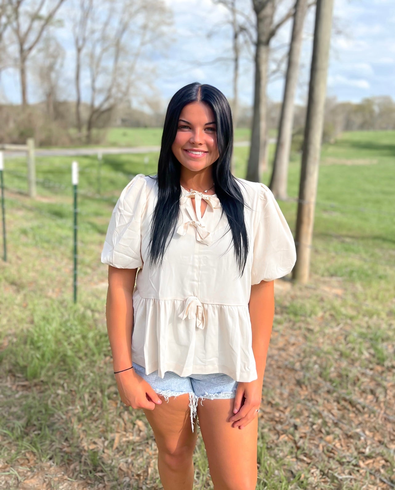 Cream bow top ♡︎